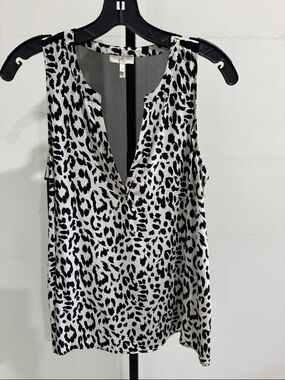 Joie Black & White Silk Leopard Print Sleeveless Blouse